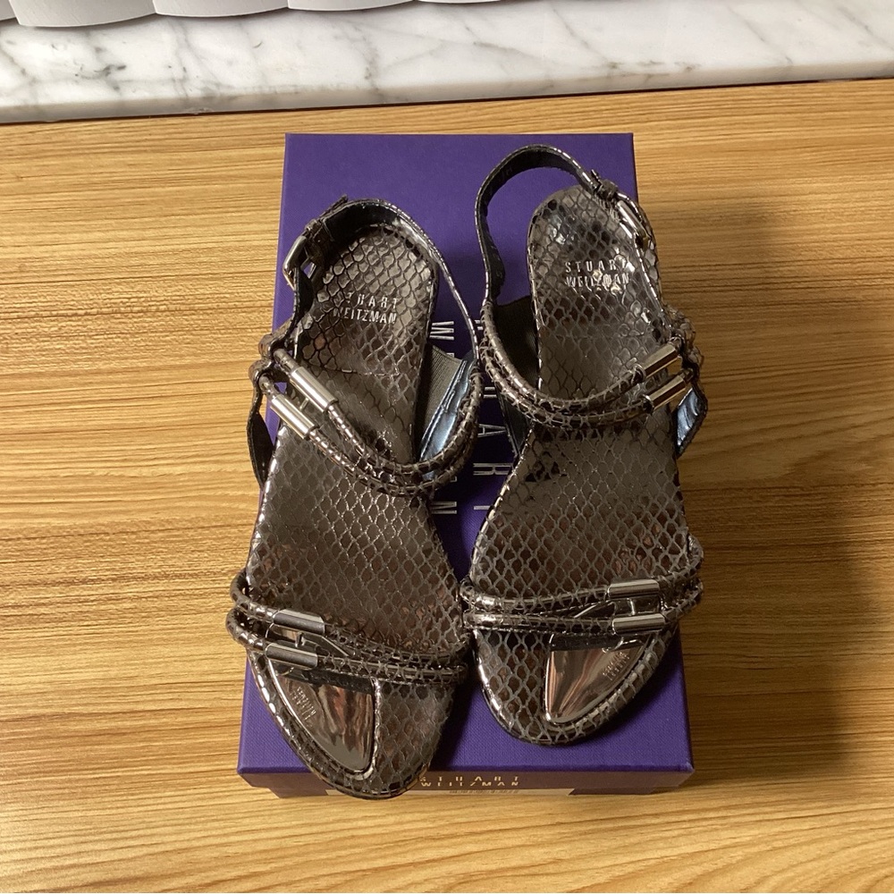 Stuart Weitzman Woman’s Sz 5 Metallic  Gunmetal Snake-Embossed Slingback Sandals
